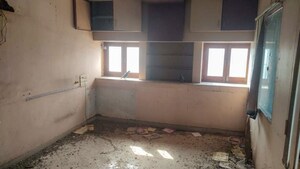  Shop – Exterior View View at Mankna - for Sale