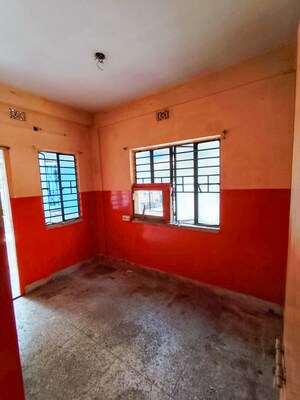 Room in  Apartment at Garfa – for Sale