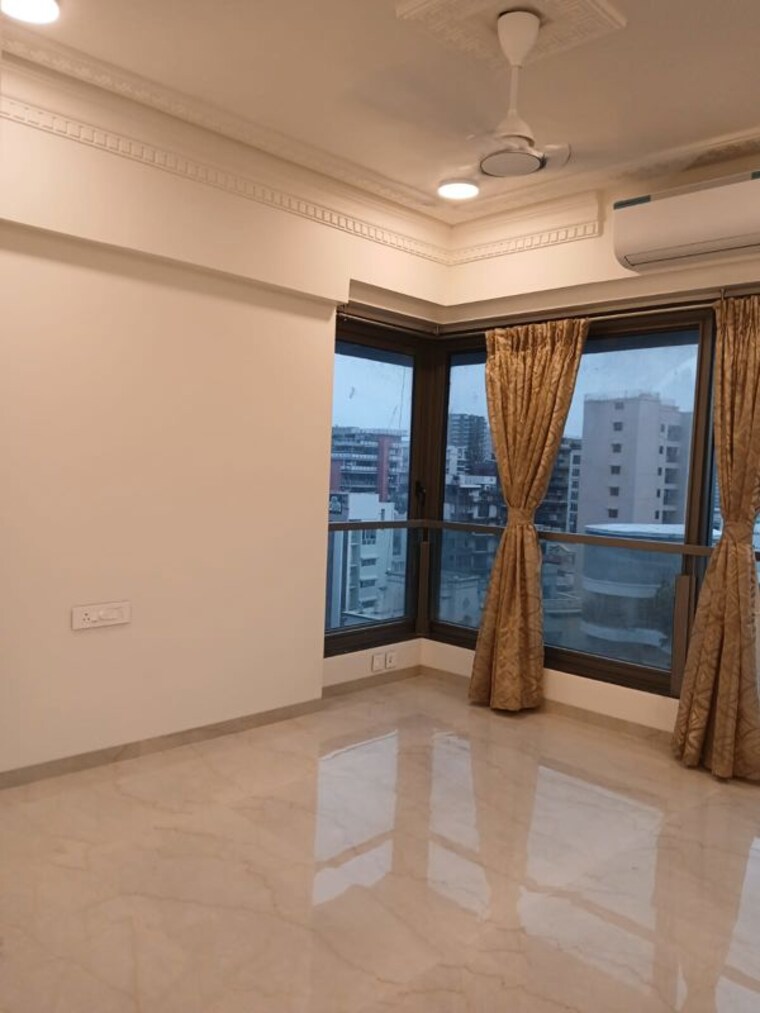 Room, crest-link 3 Bedroom 950 Sq.Ft. Apartment In Khar West Mumbai 10535910