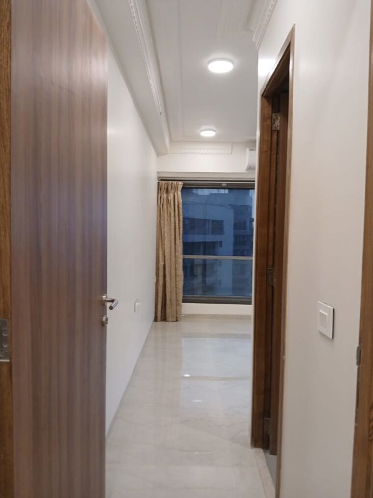 undefined, crest-link 3 Bedroom 950 Sq.Ft. Apartment In Khar West Mumbai 10535910