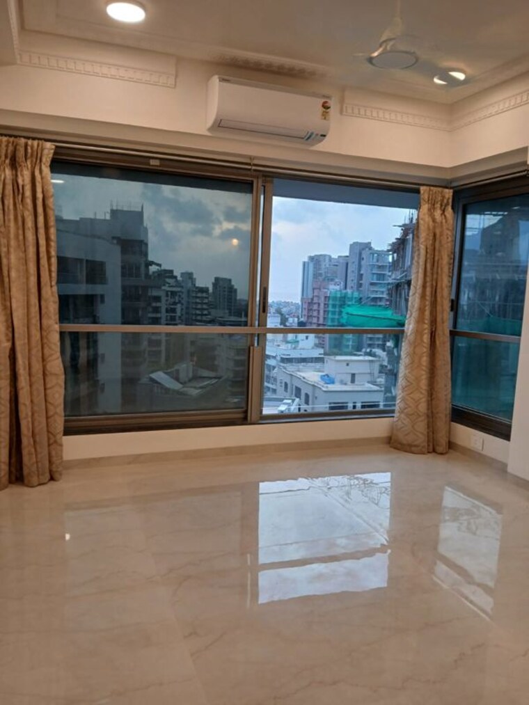 Room, crest-link 3 Bedroom 950 Sq.Ft. Apartment In Khar West Mumbai 10535910