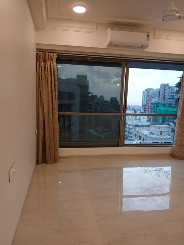 Room, crest-link 3 Bedroom 950 Sq.Ft. Apartment In Khar West Mumbai 10535910