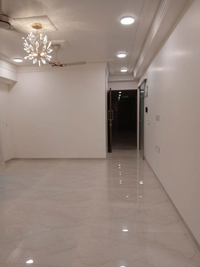 Room, crest-link 3 Bedroom 950 Sq.Ft. Apartment In Khar West Mumbai 10535910