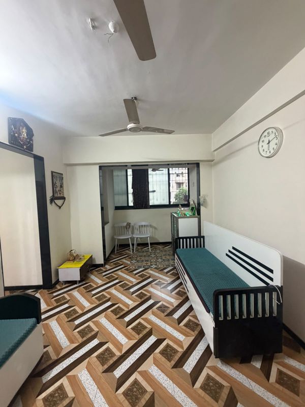 1 BHK 450 Sq.Ft. Apartment in Highland Residency CHSL