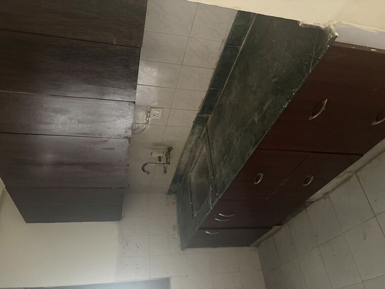 Kitchen, ansal-valley-view-estate 3 Bedroom 2530 Sq.Ft. Apartment In Gwal Pahari Gurgaon 10535904