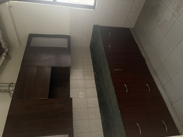 Kitchen, ansal-valley-view-estate 3 Bedroom 2530 Sq.Ft. Apartment In Gwal Pahari Gurgaon 10535904