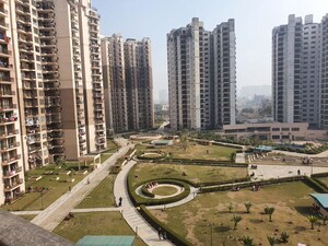 2.5 BHK Apartment For Sale in Logix Blossom County, Sector 137