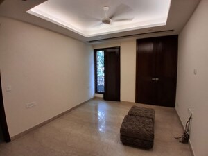 Room in 4 BHK Builder Floor at Hauz Khas Enclave – for Rent