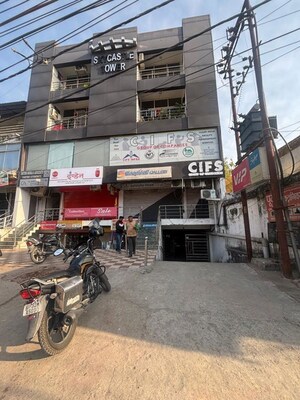  Shop For Sale in Rahim Nagar