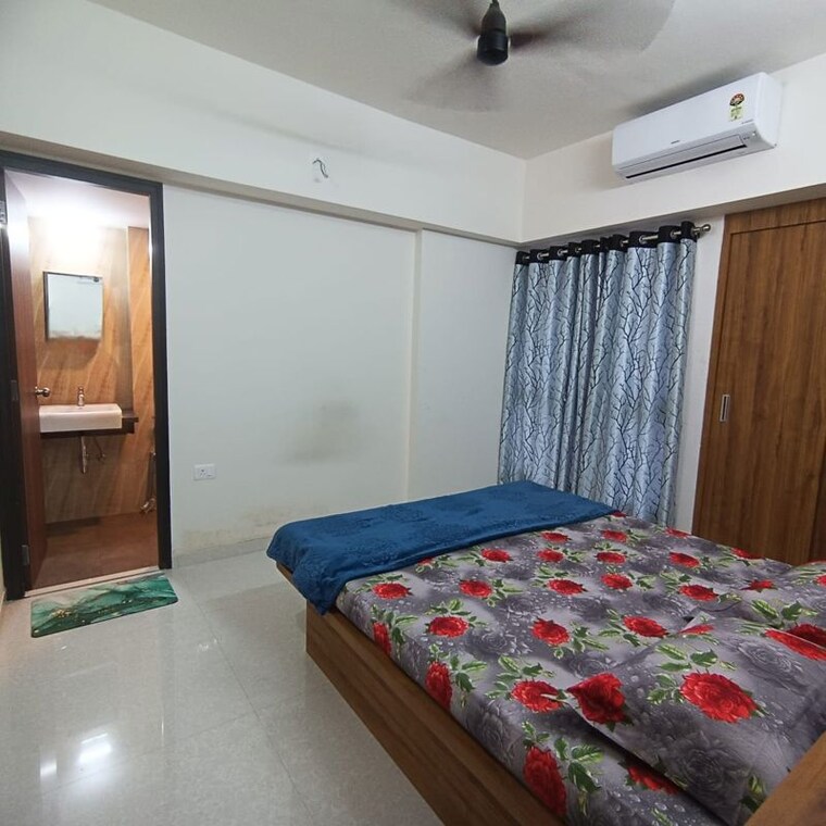 Bedroom, lodha-amara 2 Bedroom 950 Sq.Ft. Apartment In Kolshet Road Thane 10536060
