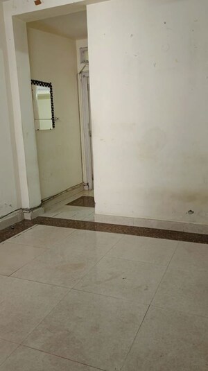 Room in 2 BHK Builder Floor at Malviya Nagar – for Rent