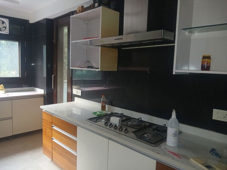 Kitchen, east of kailash 4 Bedroom 300 Sq.Yd. Builder Floor In East Of Kailash Delhi 10536068
