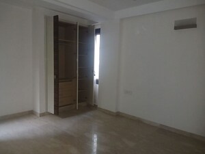 Room in 4 BHK Builder Floor at East Of Kailash – for Rent