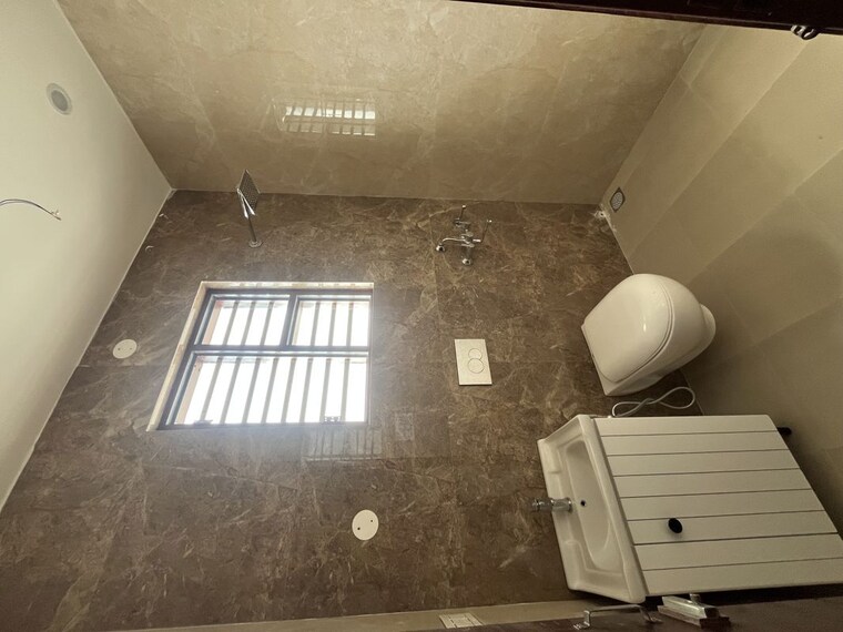 Bathroom, aerocity 2 Bedroom 1150 Sq.Ft. Builder Floor In Aerocity Mohali 10536063