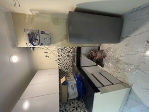 Team Area in 1 BHK Builder Floor at Paryavaran Complex – for Rent