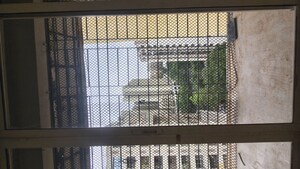 Room in 2 BHK Apartment at Awesome Heights, Andheri East – for Rent