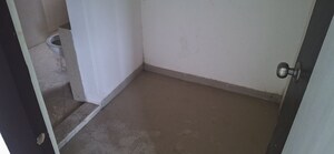 Room in  Apartment at Bhayli – for Sale