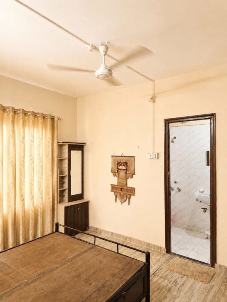 Room, niranjan-complex 2 Bedroom 1000 Sq.Ft. Apartment In Pashan Pune 10536117