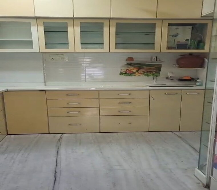 Kitchen, dadar east 1.5 Bedroom 550 Sq.Ft. Apartment In Dadar East Mumbai 10536136