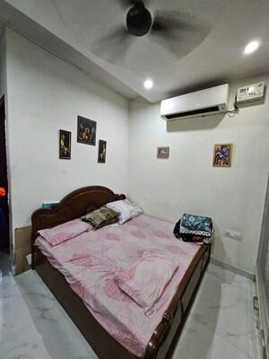 Bedroom in 2 BHK Builder Floor at Aerocity – for Rent