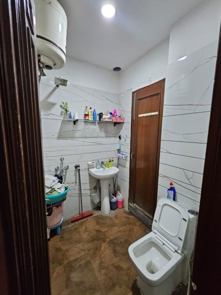 Bathroom, aerocity 2 Bedroom 1150 Sq.Ft. Builder Floor In Aerocity Mohali 10536133
