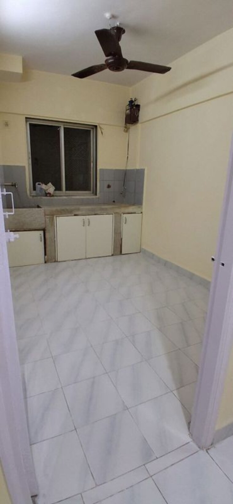 Bathroom, thakur-village 2 Bedroom 650 Sq.Ft. Apartment In Kandivali East Mumbai 10536106