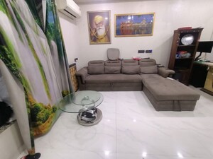 1 BHK Builder Floor For Rent in Kalbadevi