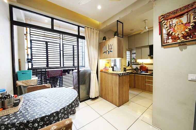 Kitchen, new ranip 2 Bedroom 130 Sq.Yd. Apartment In New Ranip Ahmedabad 10536200
