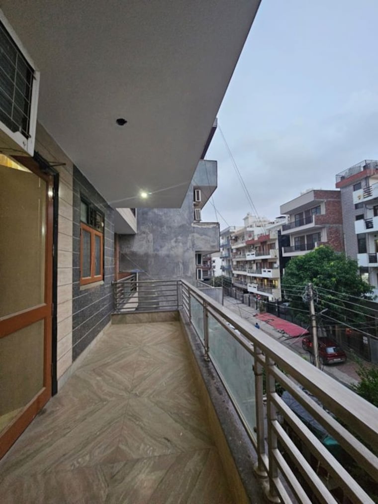 Balcony, sector 46 2 Bedroom 1000 Sq.Ft. Builder Floor In Sector 46 Gurgaon 10536197