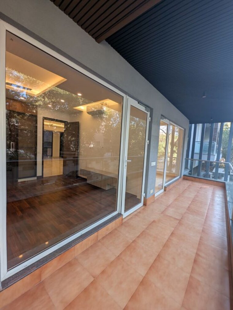 Room, dlf phase ii 3 Bedroom 1900 Sq.Ft. Builder Floor In Dlf Phase ii Gurgaon 10536212