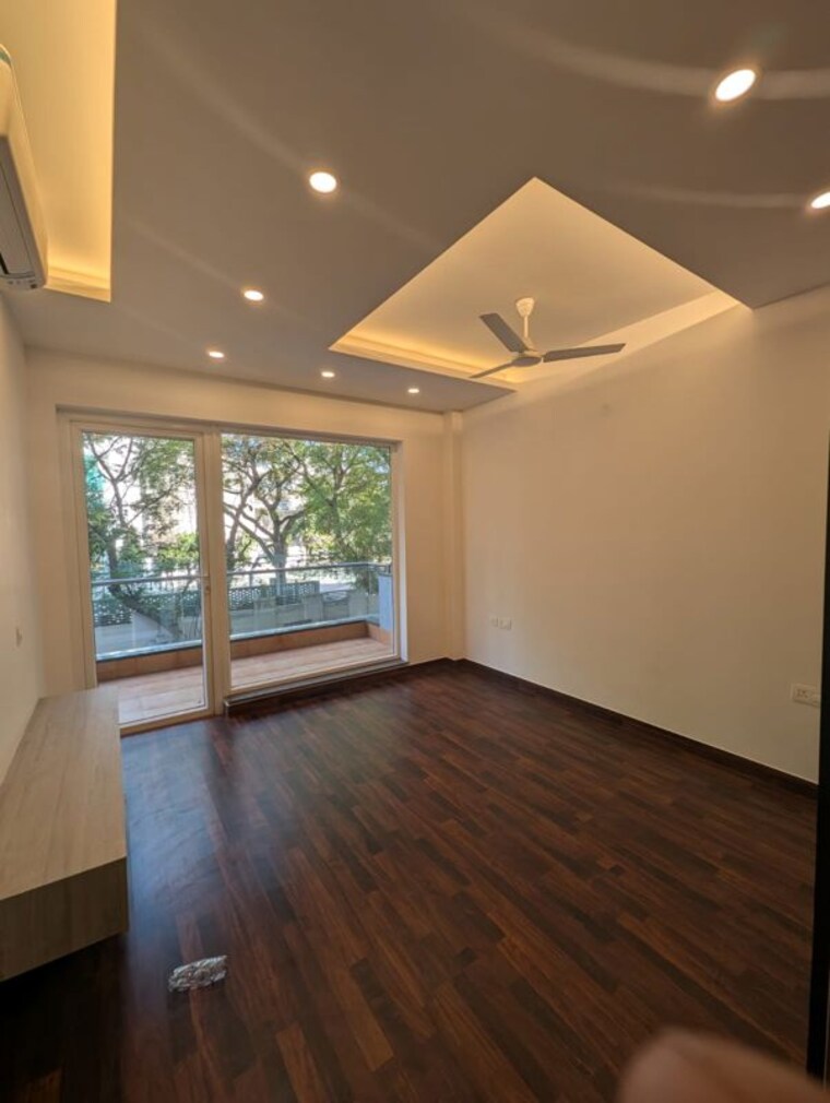 Room, dlf phase ii 3 Bedroom 1900 Sq.Ft. Builder Floor In Dlf Phase ii Gurgaon 10536212
