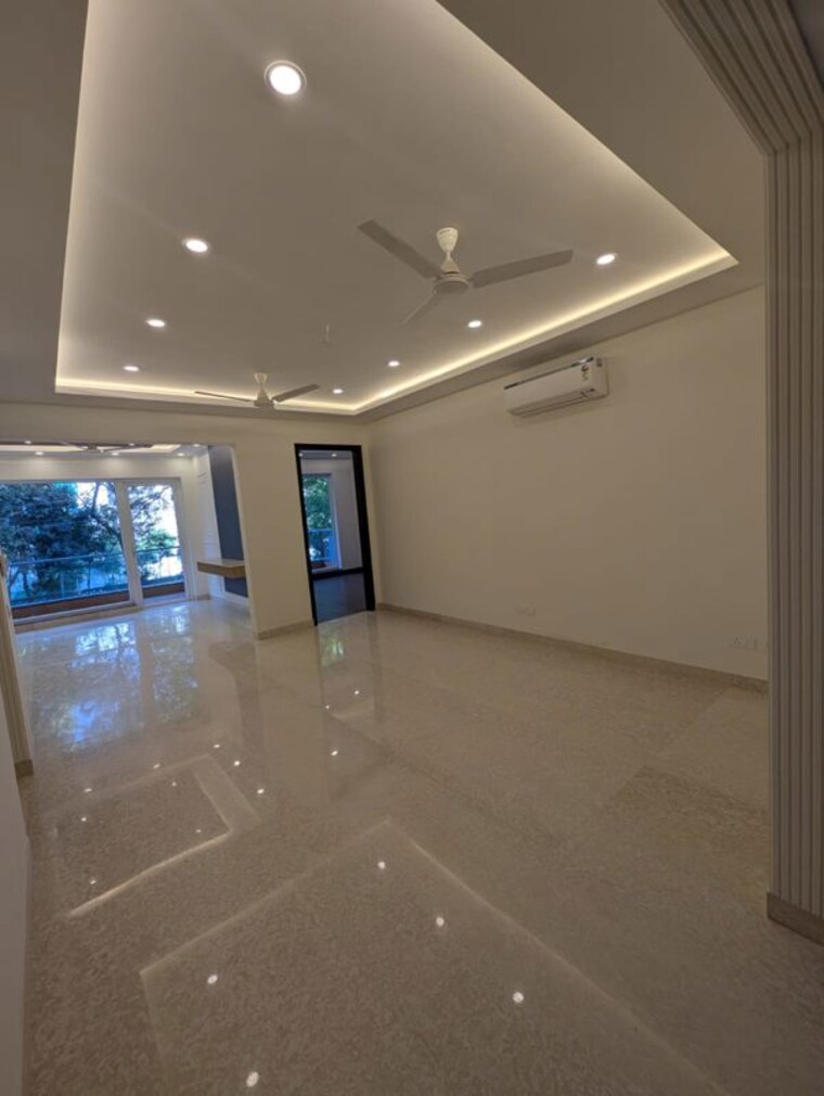 undefined, dlf phase ii 3 Bedroom 1900 Sq.Ft. Builder Floor In Dlf Phase ii Gurgaon 10536212