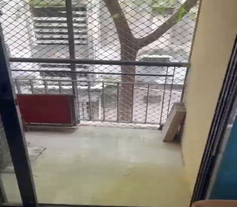 Other, dadar east 1 Bedroom 300 Sq.Ft. Apartment In Dadar East Mumbai 10536242