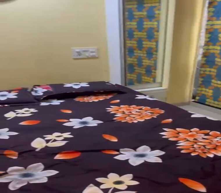 Bedroom, dadar east 1 Bedroom 300 Sq.Ft. Apartment In Dadar East Mumbai 10536242