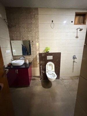 Bathroom in  Pg at Ansal Golf Links 1 – for Rent