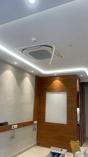 Furnished Amenities in  Office Space at Wadhwa The Capital, Bandra East – for Rent