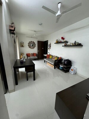 Team Area in 2 BHK Apartment at Akshar Alvario, Seawoods – for Rent