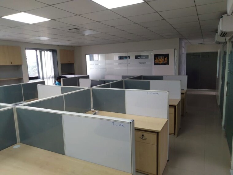 Team Area, l-square Commercial Office Space 2300 Sq.Ft. In Aundh Pune 10536247
