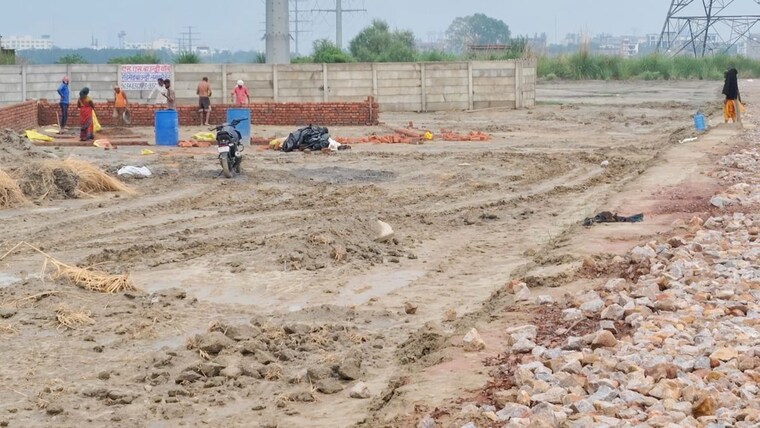 undefined, sector 148  100 Sq.Yd. Plot In Sector 148 Noida 10536315