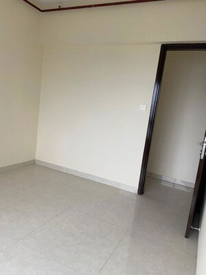Room in 2 BHK Apartment at The Wadhwa Atmosphere, Mulund West – for Sale