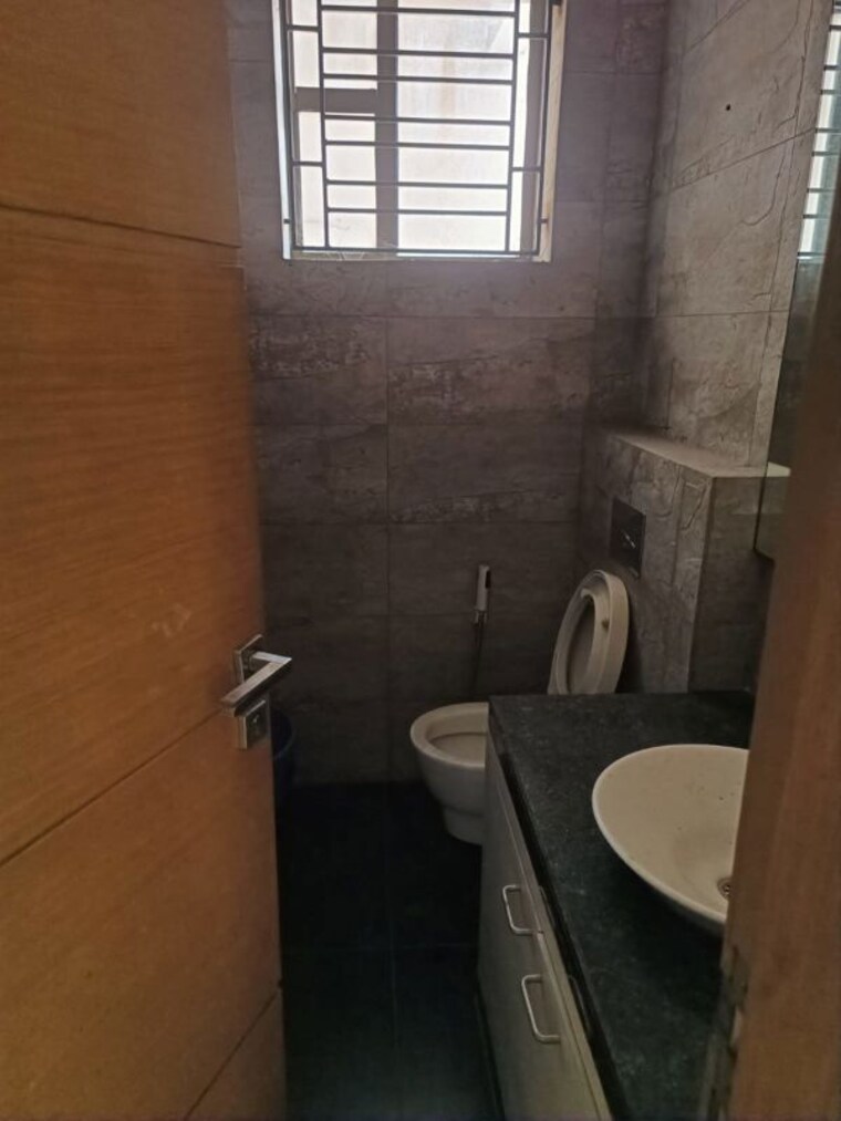 Bathroom, salarpuria-silveroak-estate 4 Bedroom 2160 Sq.Ft. Villa In Rajarhat Kolkata 10536349