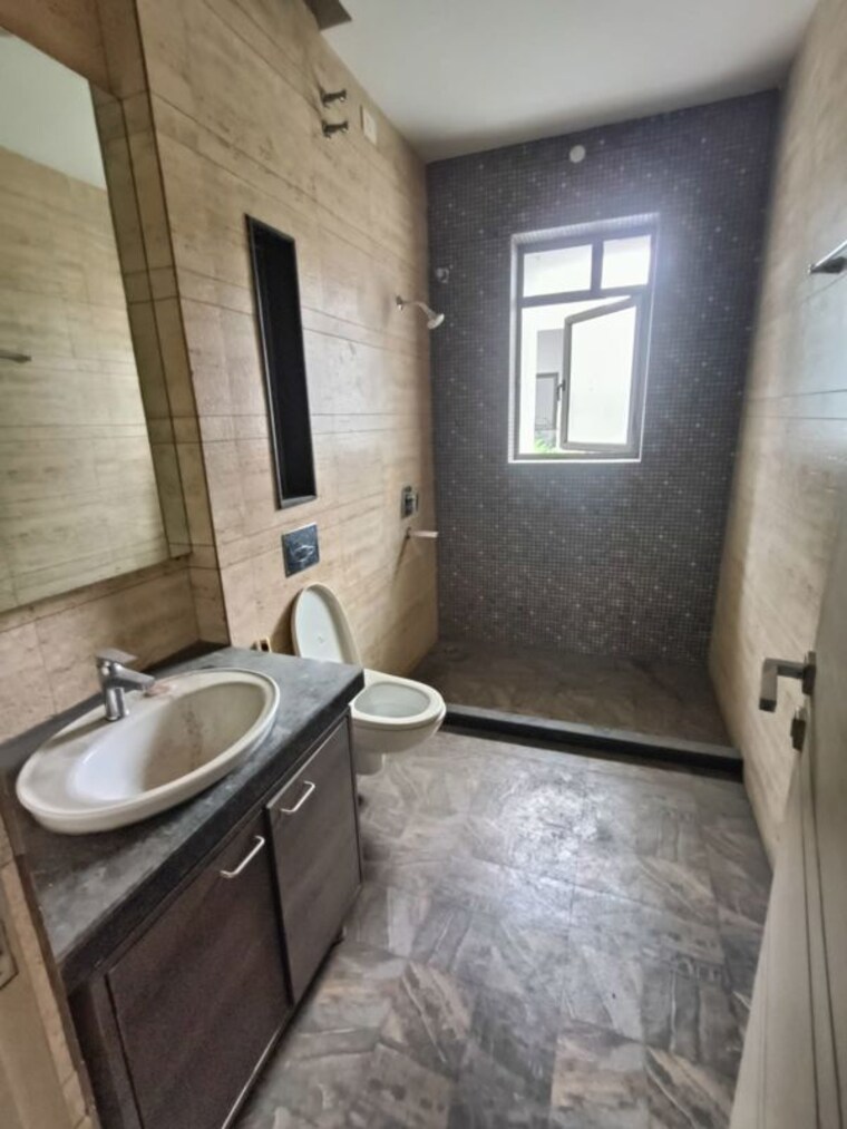 Bathroom, salarpuria-silveroak-estate 4 Bedroom 2160 Sq.Ft. Villa In Rajarhat Kolkata 10536349