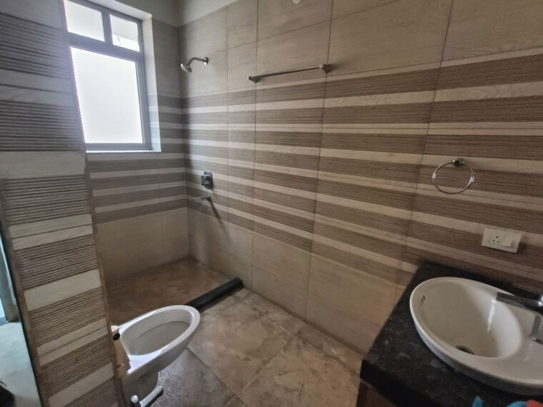Bathroom, salarpuria-silveroak-estate 4 Bedroom 2160 Sq.Ft. Villa In Rajarhat Kolkata 10536349