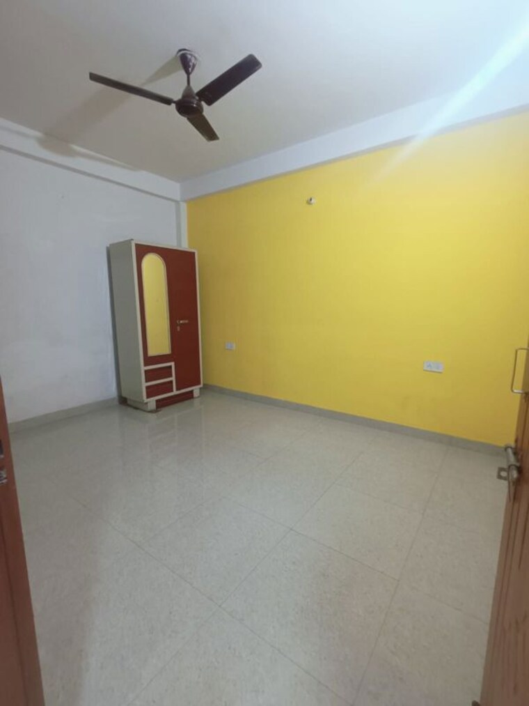 Room, balaji-apartments-palam-vihar 2 Bedroom 700 Sq.Ft. Builder Floor In Palam Vihar Extension Gurgaon 10536362