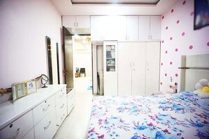 Bathroom in 3 BHK Apartment at Motera – for Sale