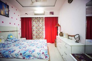 Bedroom in 3 BHK Apartment at Motera – for Sale