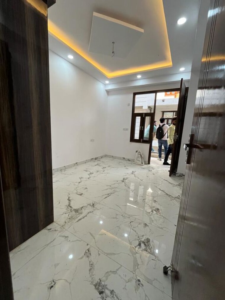  Parking, nirala-greenshire-mart 4 Bedroom 1800 Sq.Ft. Builder Floor In Bisrakh Jalalpur Greater Noida 10536383