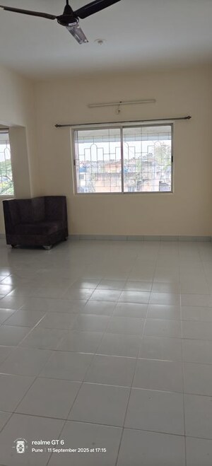 Room in 3 BHK Apartment at Goel Ganga Carnation, Koregaon Park – for Rent