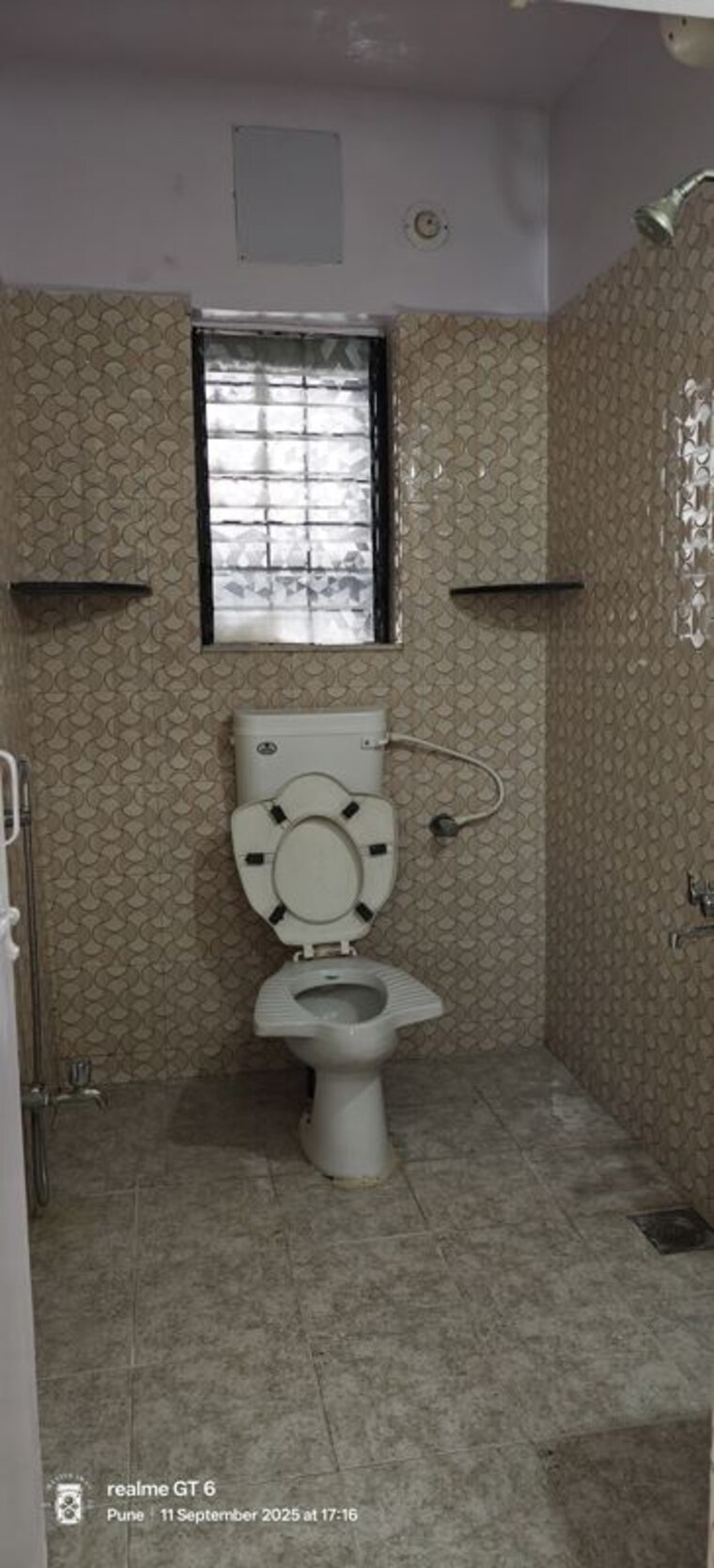 Bathroom, goel-ganga-carnation 3 Bedroom 1650 Sq.Ft. Apartment In Koregaon Park Pune 10536391