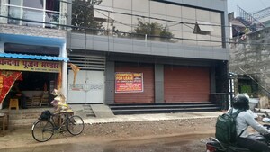  Showroom For Rent in Jankipuram
